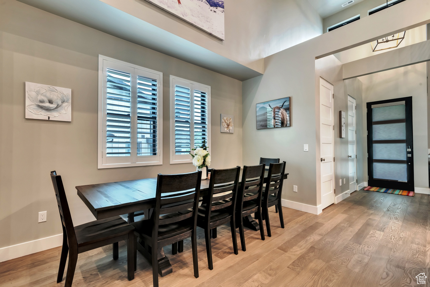 MAYFLOWER LAKESIDE - Residential