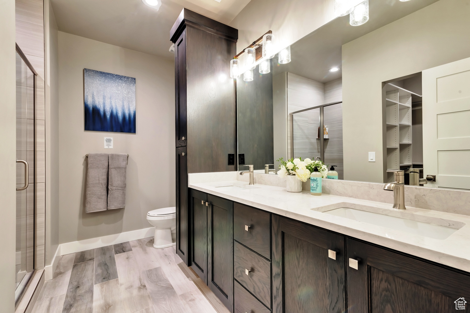 MAYFLOWER LAKESIDE - Residential