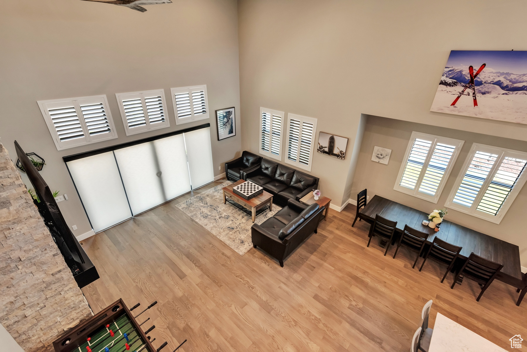 MAYFLOWER LAKESIDE - Residential