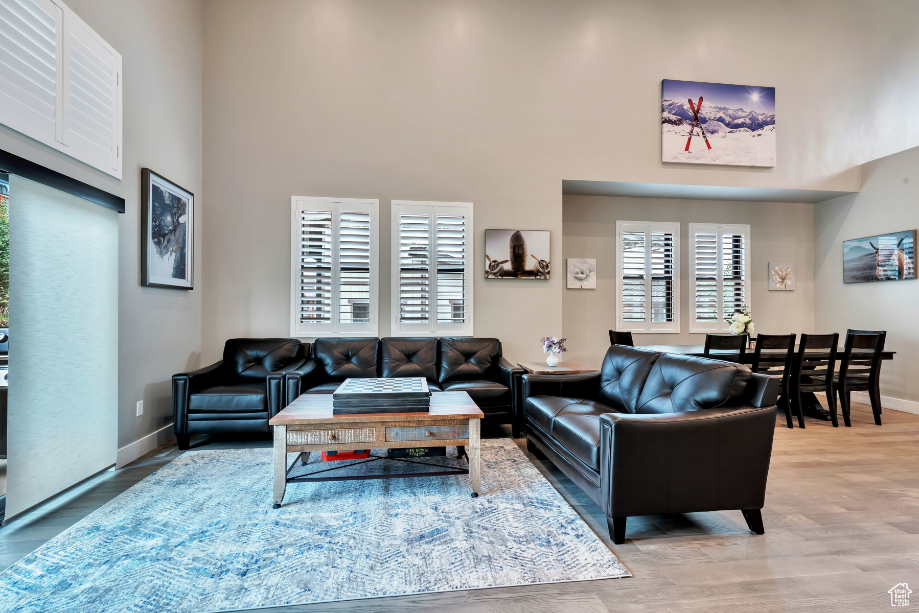 MAYFLOWER LAKESIDE - Residential