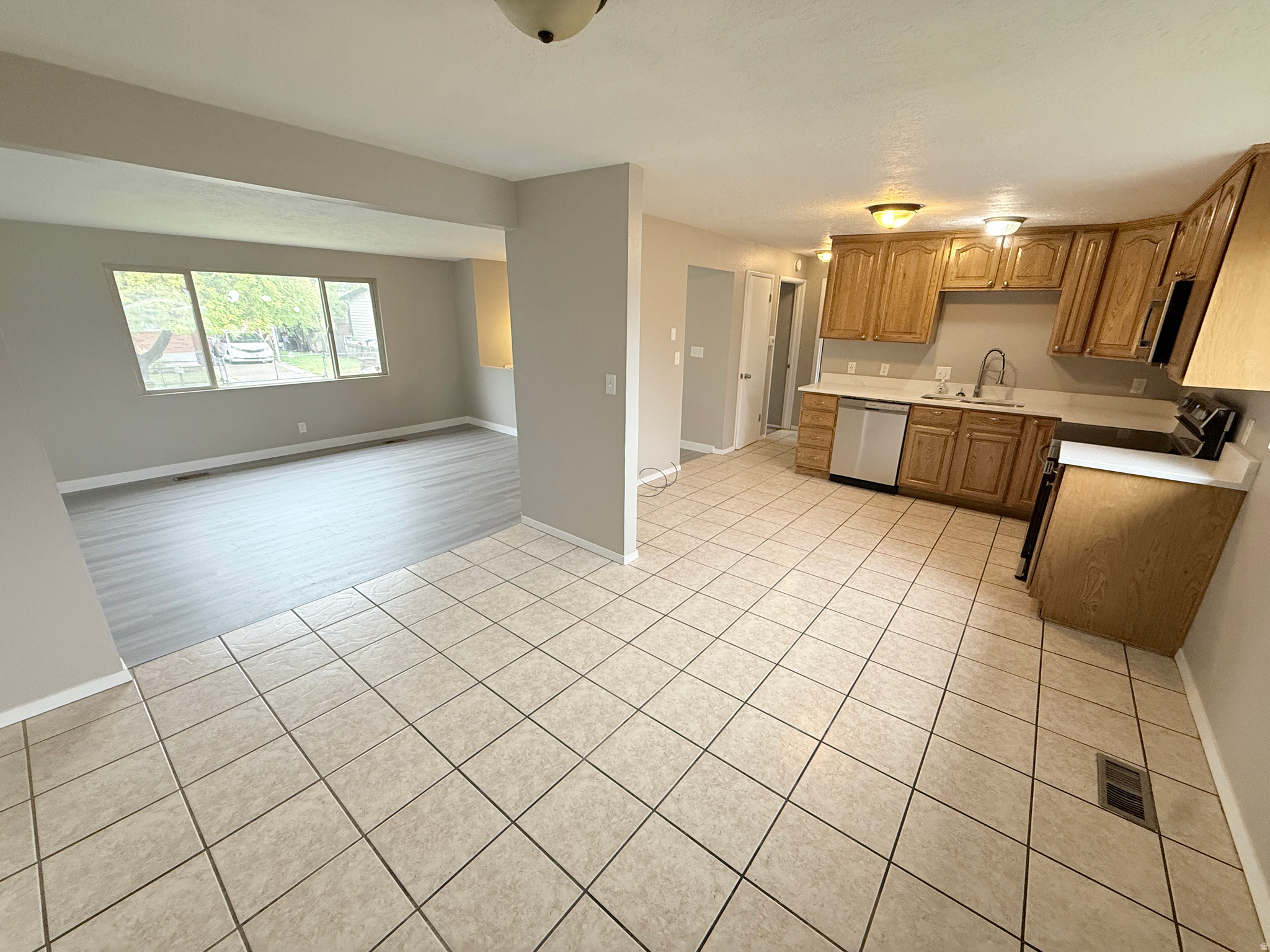MEADOWS - Residential