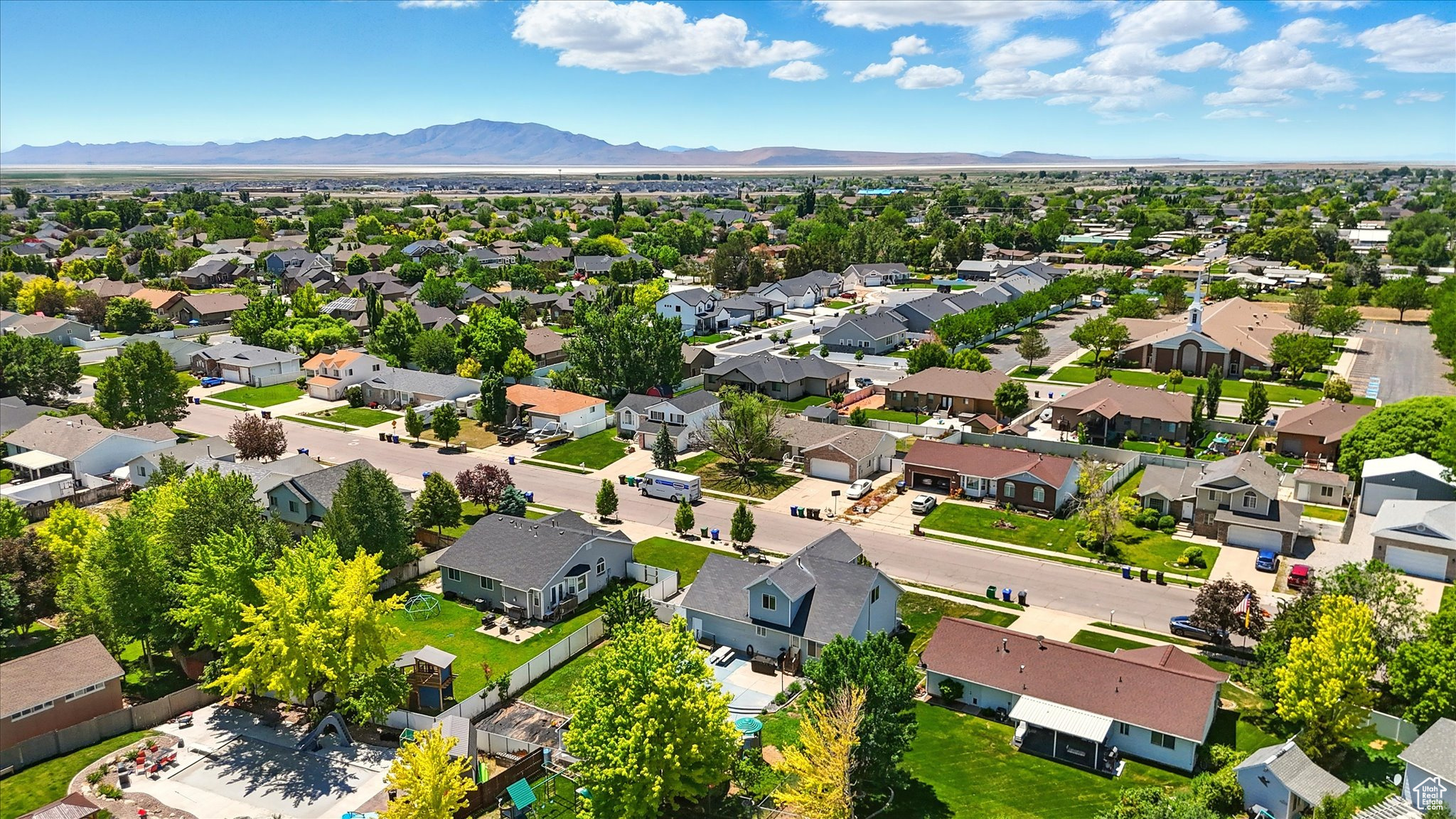 2223 S Allison Way, Syracuse, Utah image 32