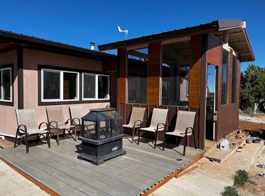 Photo of 33 ROSIE LN, Monticello, UT 84535 (MLS # 2131818)