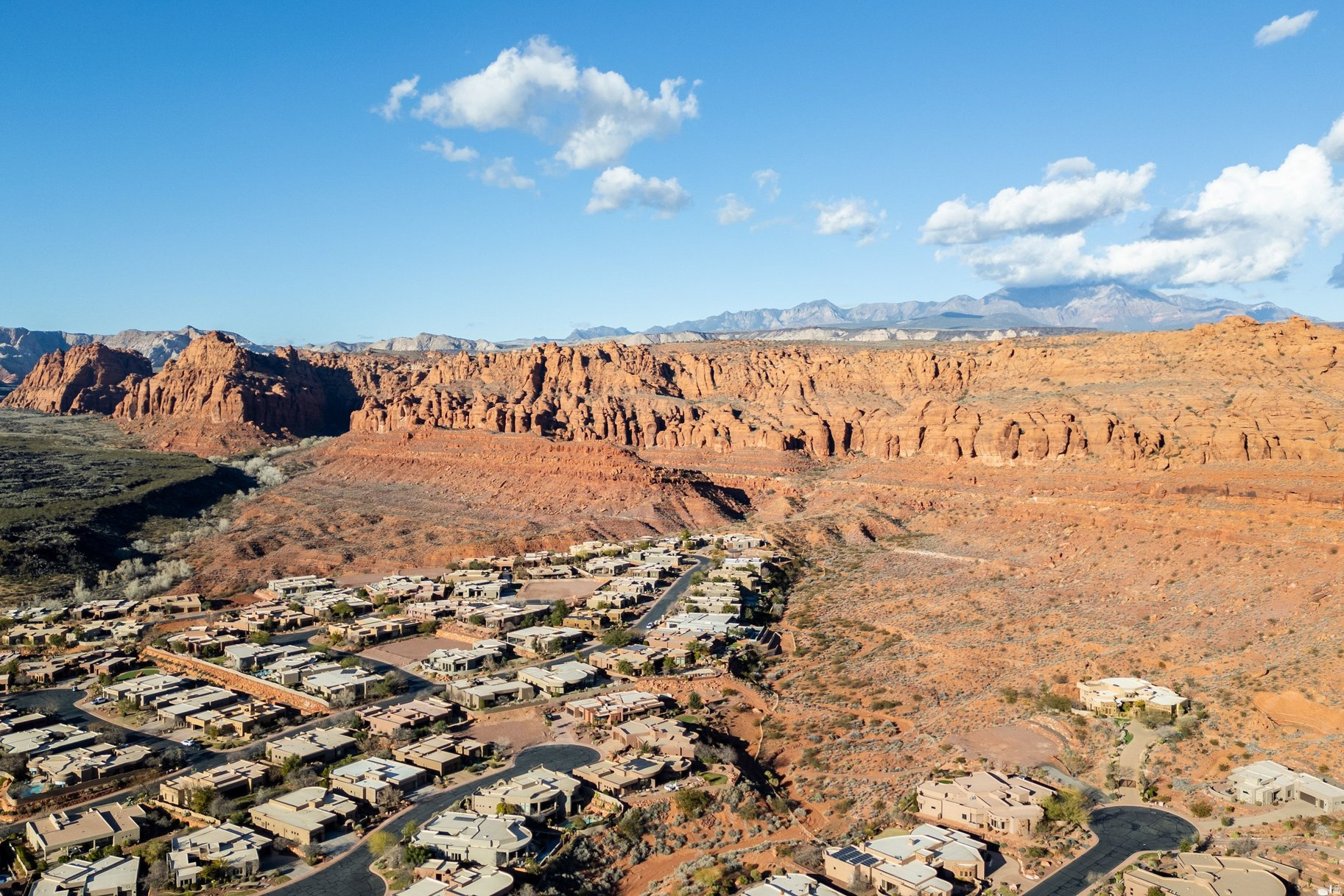 CLIFFS OF SNOW CANYO - Residential