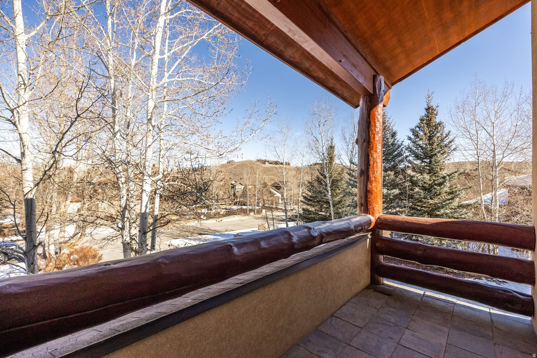 TRAILSIDE PARK - Residential