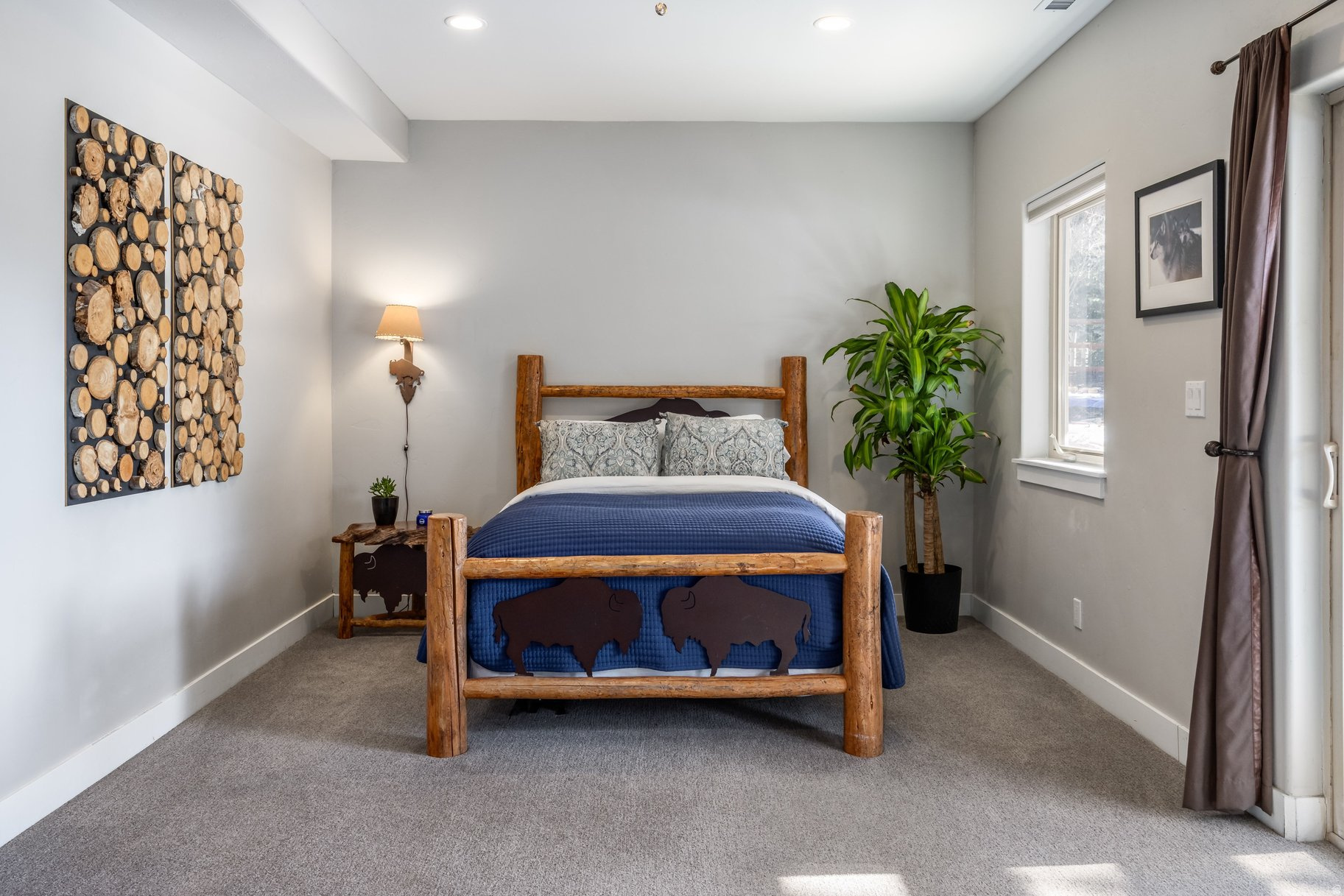 TRAILSIDE PARK - Residential