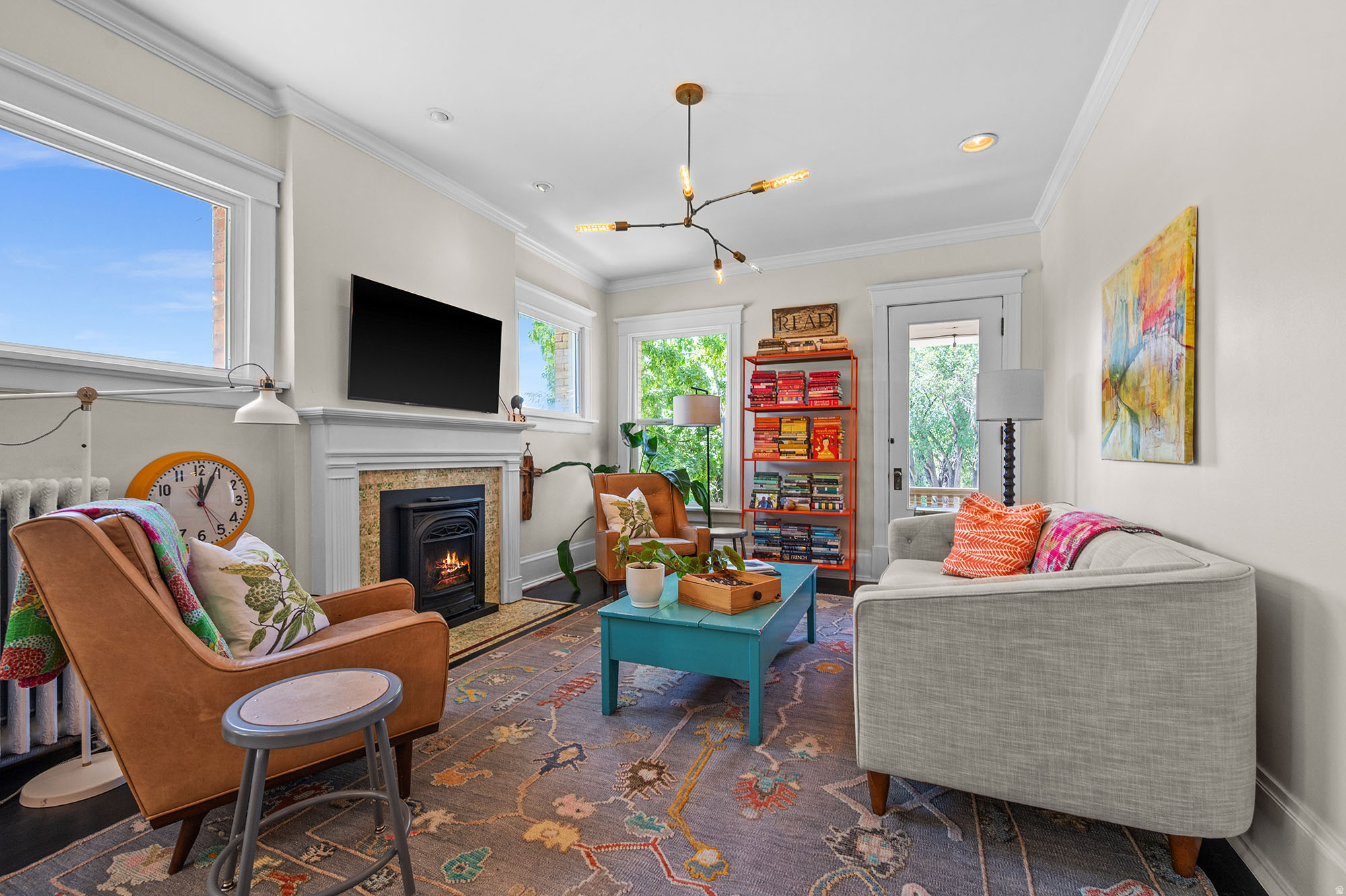 DORIUS CONDO - Residential