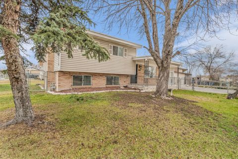 Tiny photo for 3052 S CORTNEY DR, West Valley City, UT 84120 (MLS # 2141599)