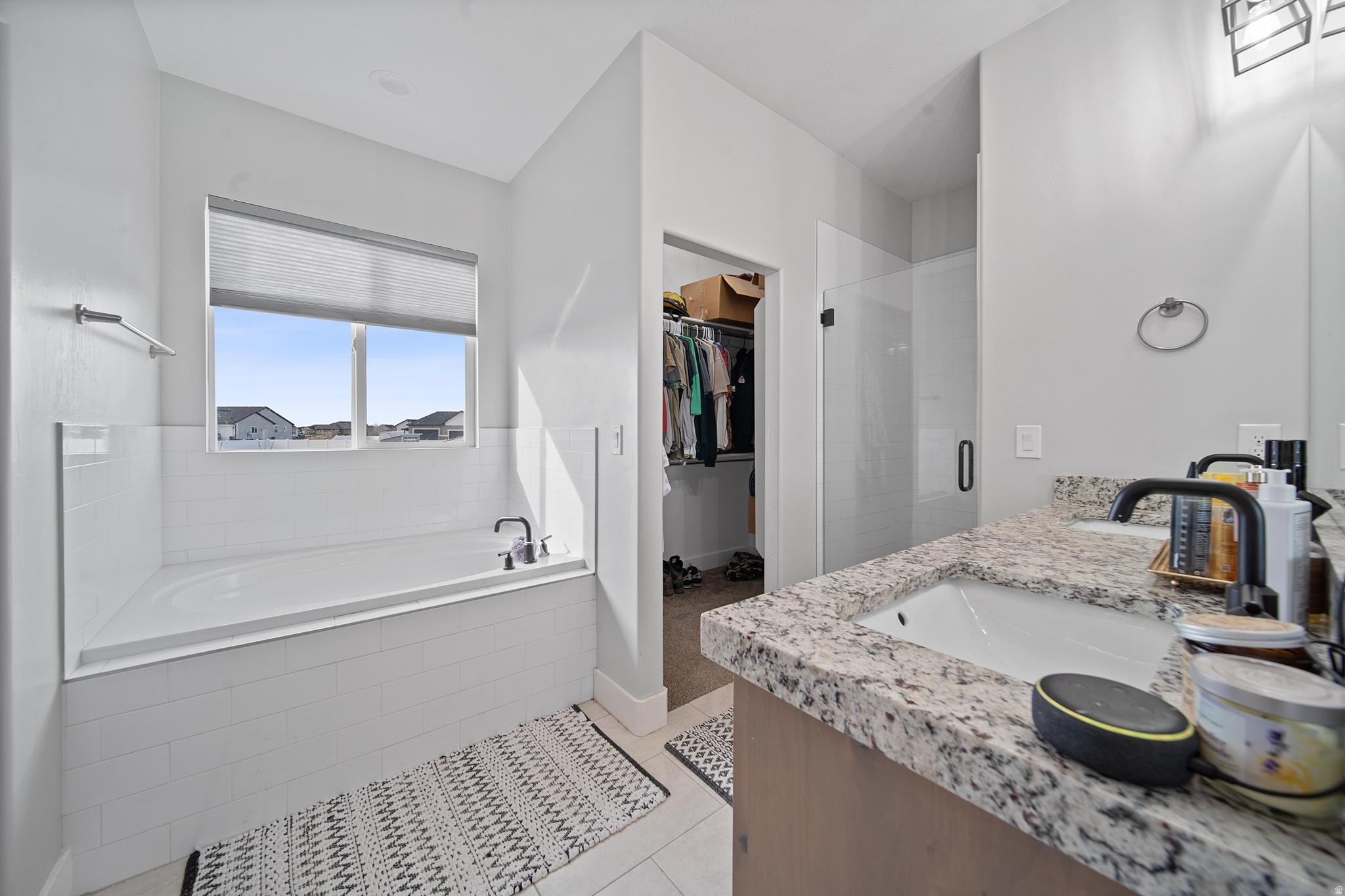 BRIDLE WALK - Residential