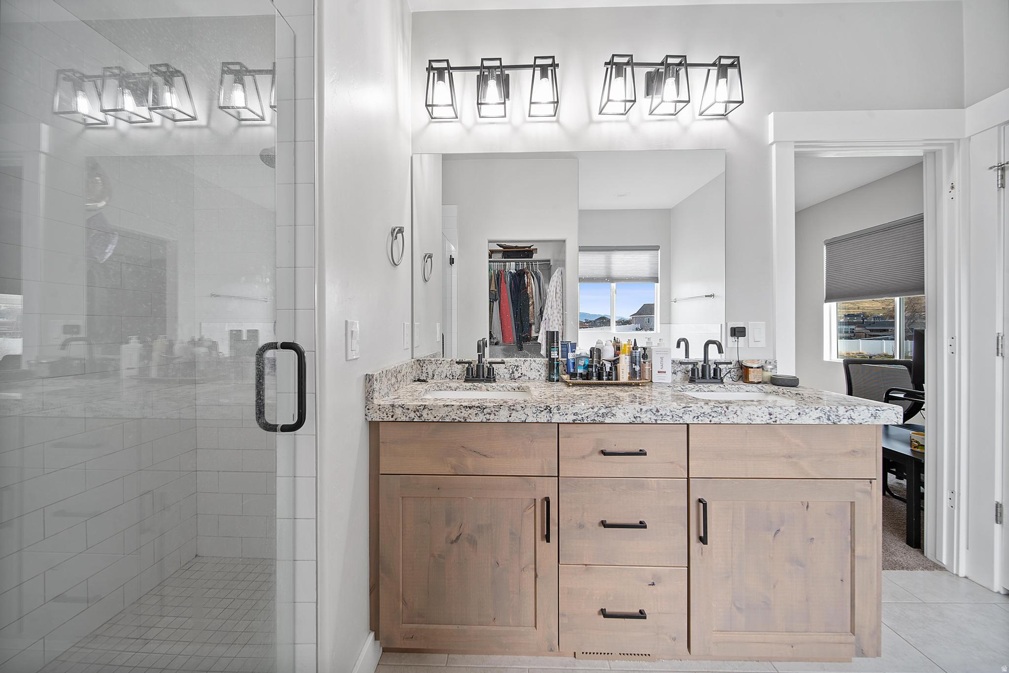 BRIDLE WALK - Residential