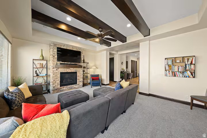 CORAL RIDGE TOWNHOMES PH 2 - Residential