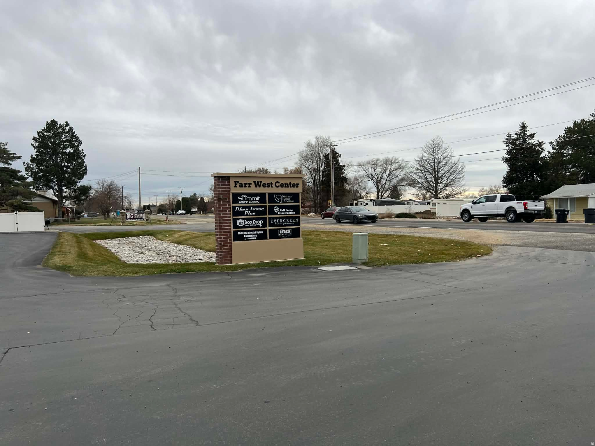 FARR WEST CENTER - Commercial Lease