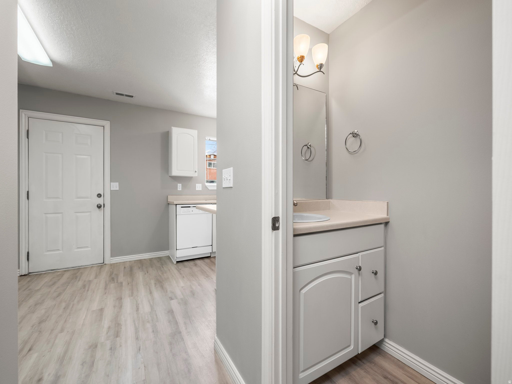 369 NORTH MAIN - Residential