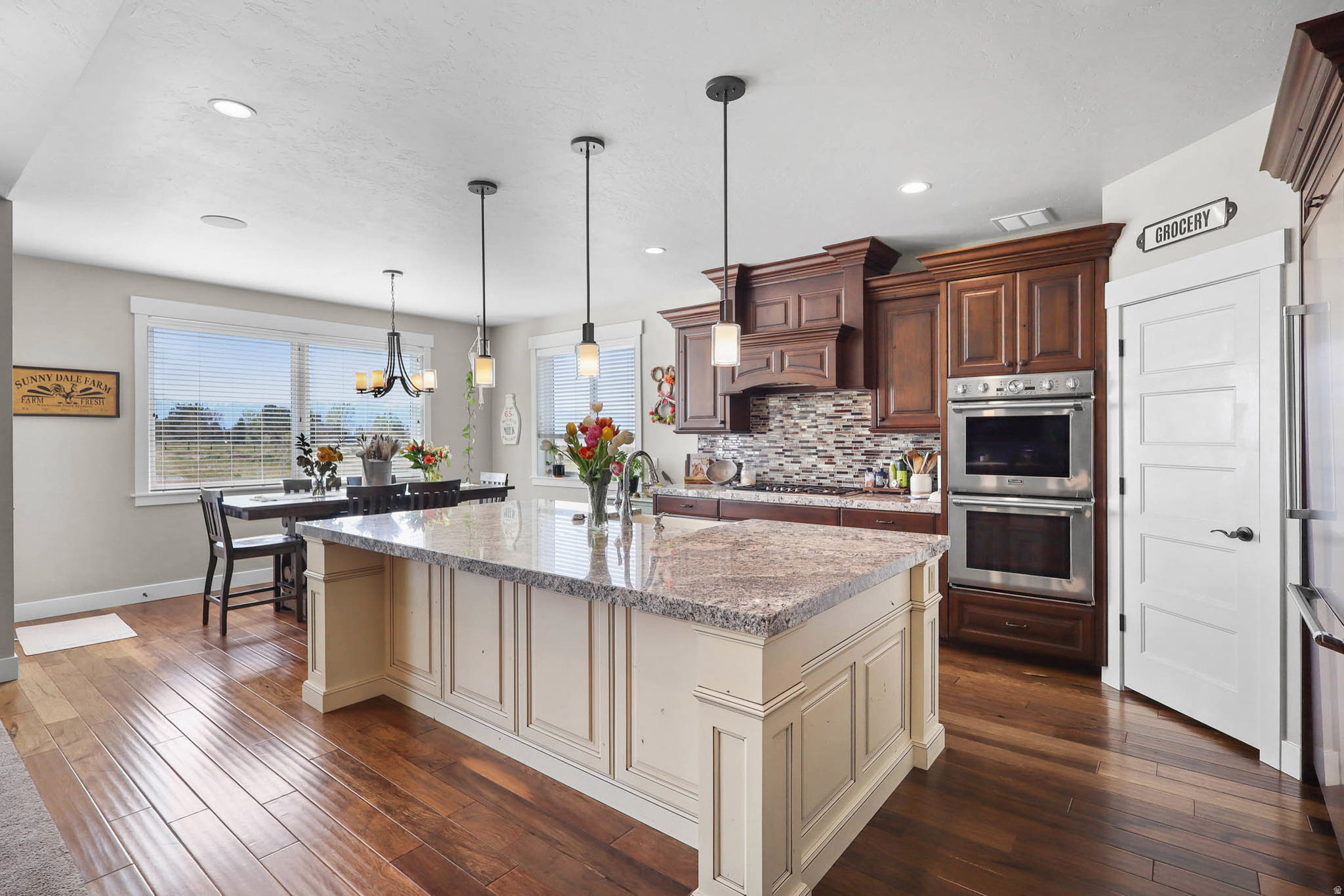 BROOKFIELD ESTATES - Residential