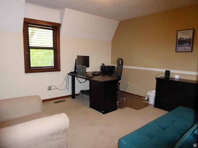 MOUNT LOGAN - Residential