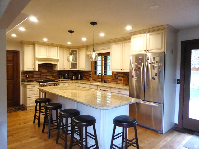 MOUNT LOGAN - Residential