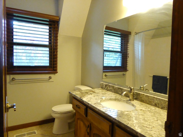 MOUNT LOGAN - Residential