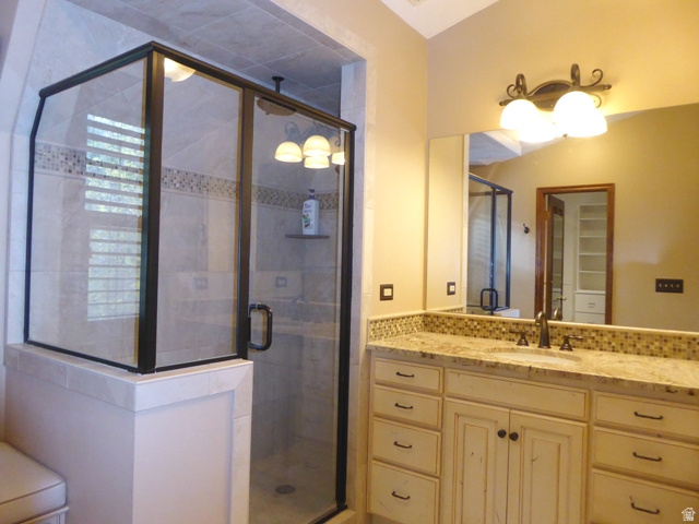 MOUNT LOGAN - Residential