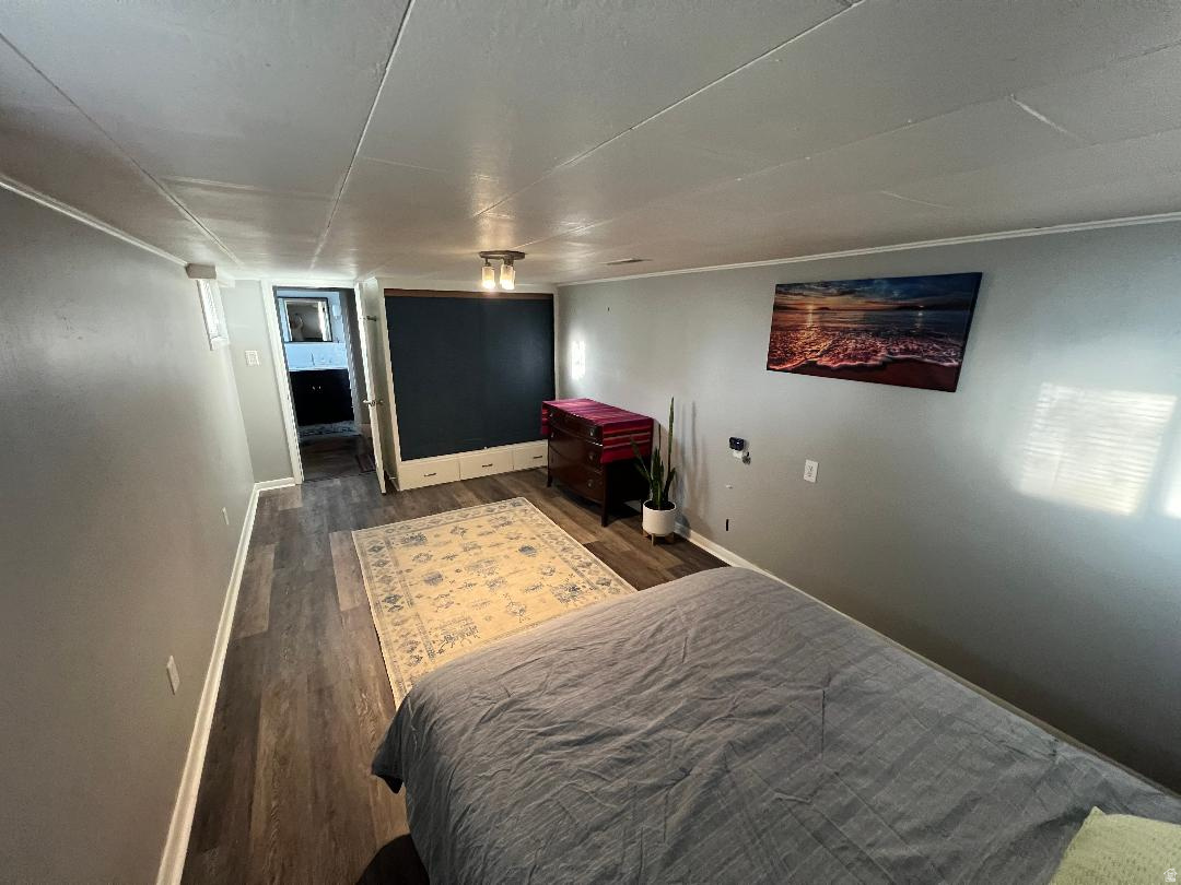 COUNTRY CLUB HEIGHTS - Residential