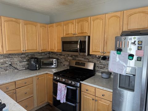 Tiny photo for 2406 E 2100 S, Salt Lake City, UT 84109 (MLS # 2143235)