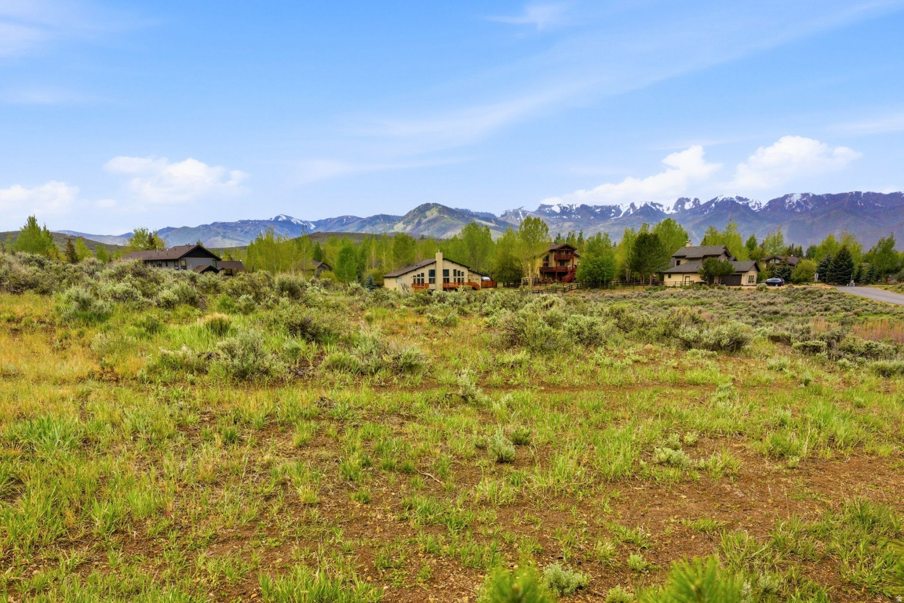HIGHLAND ESTATES - Residential