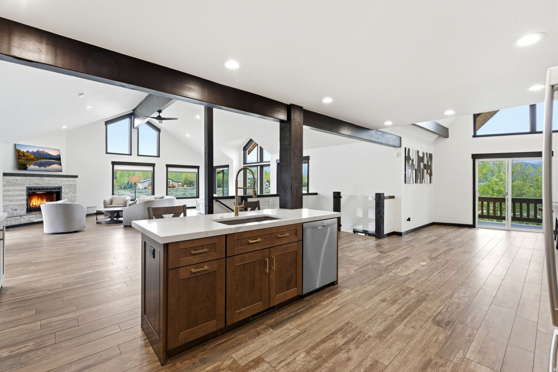 HIGHLAND ESTATES - Residential
