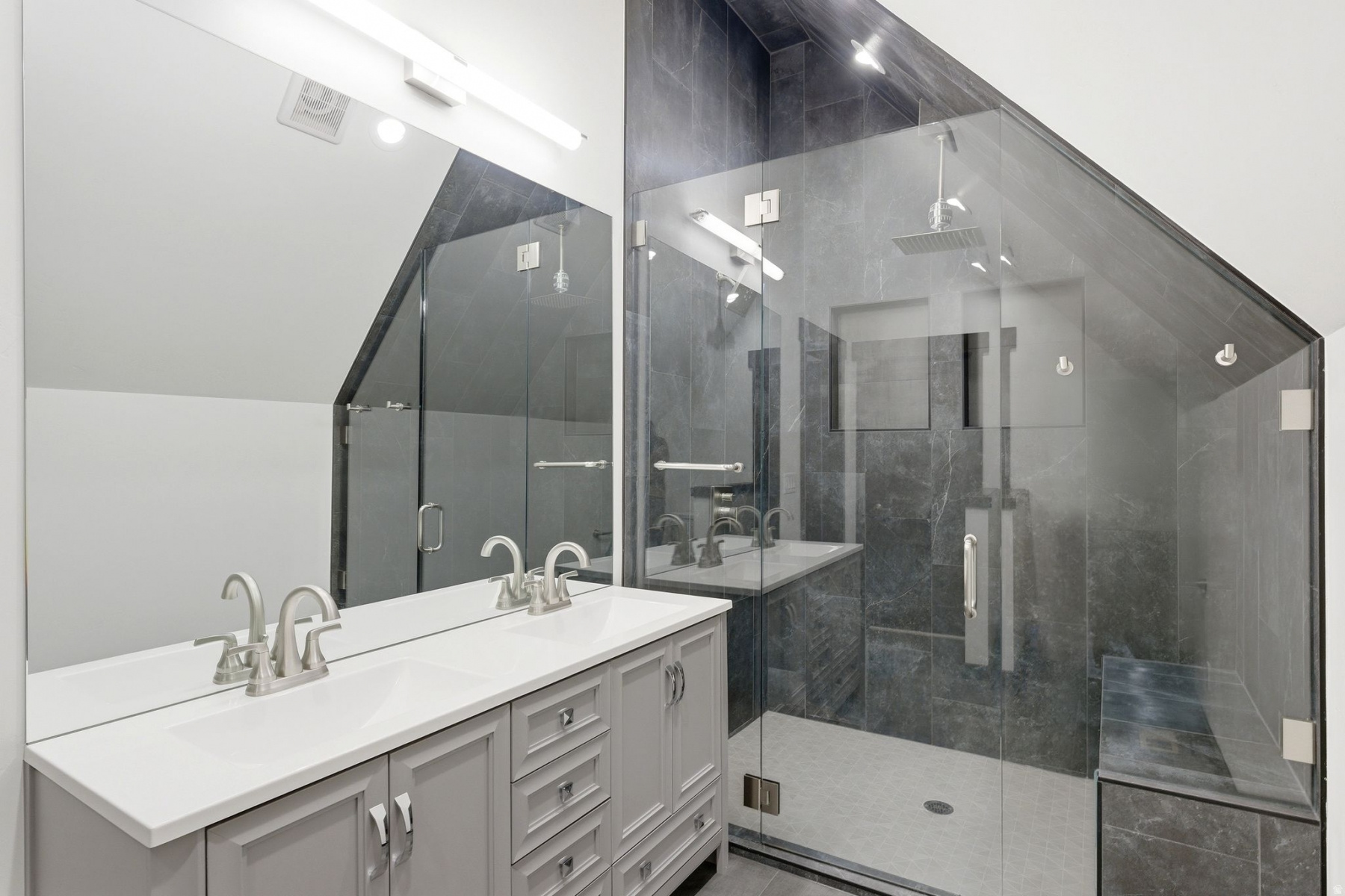 HIGHLAND ESTATES - Residential