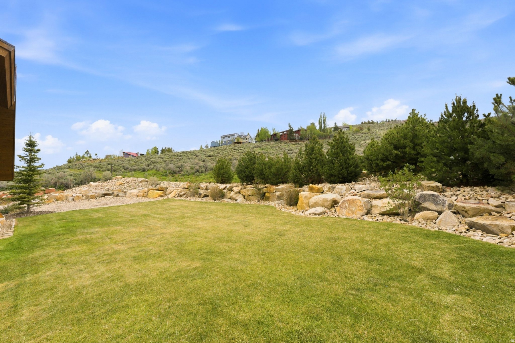 HIGHLAND ESTATES - Residential