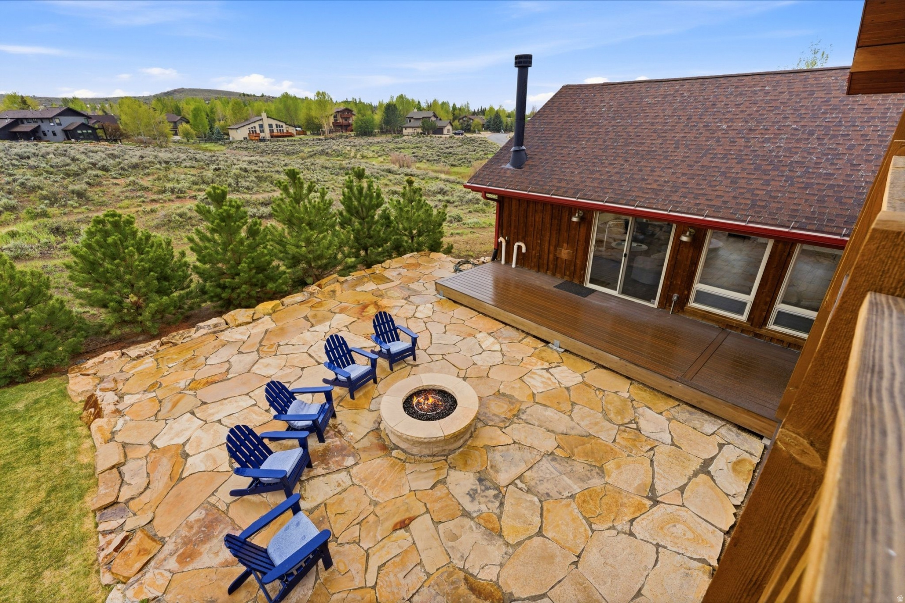 HIGHLAND ESTATES - Residential