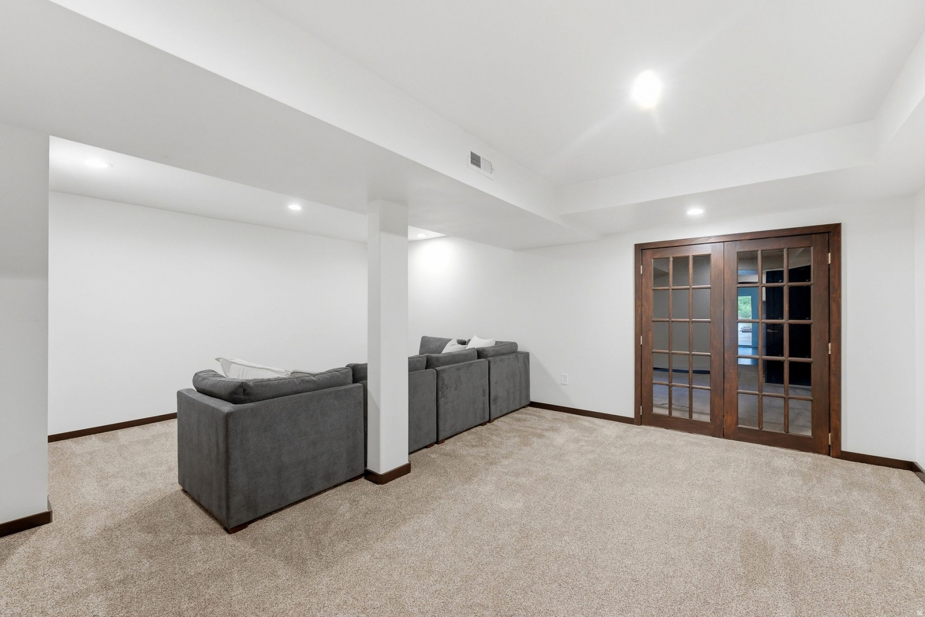 HIGHLAND ESTATES - Residential