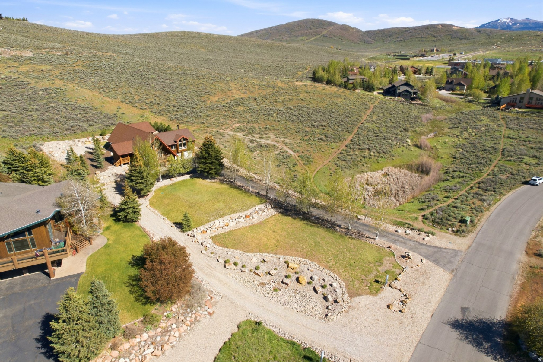HIGHLAND ESTATES - Residential