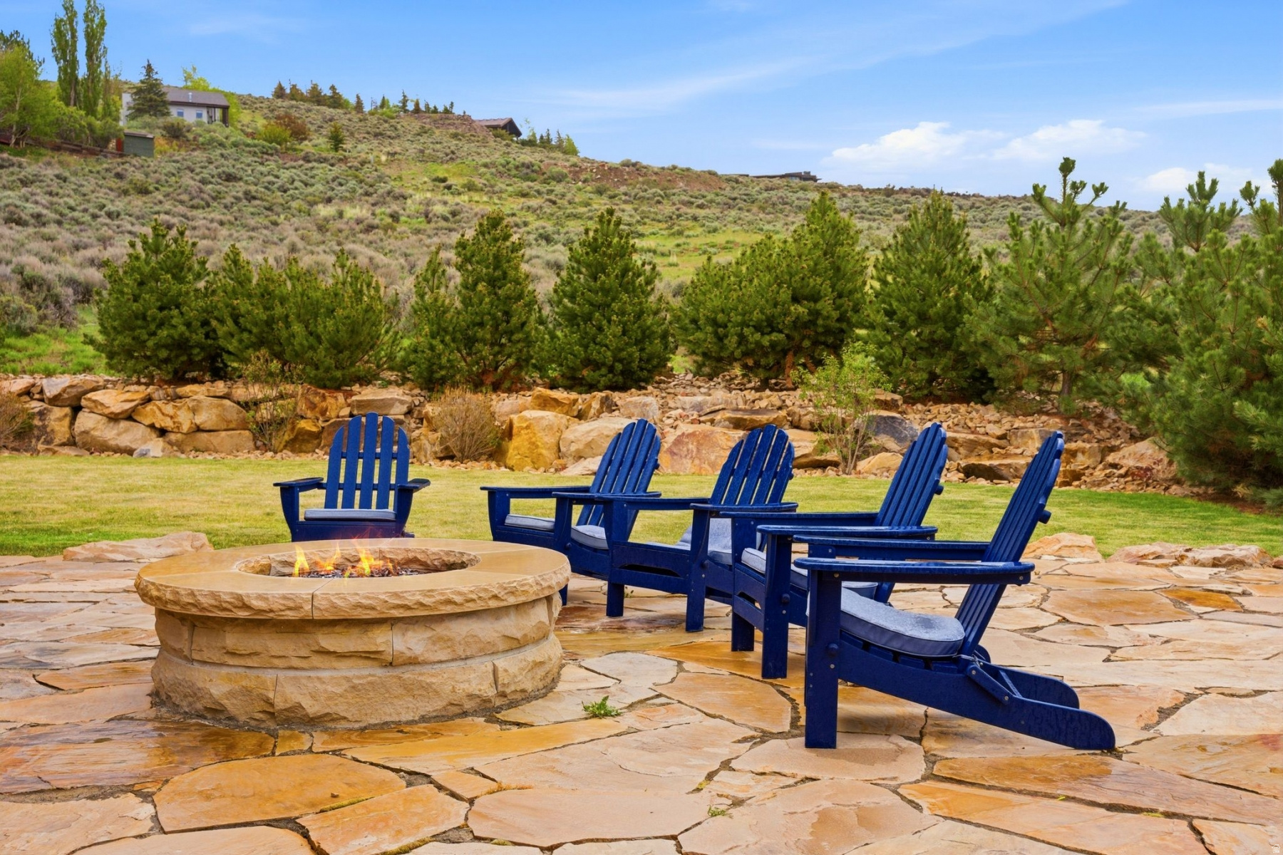 HIGHLAND ESTATES - Residential
