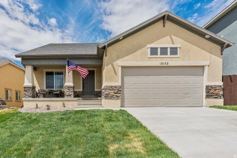 Photo of 15152 S EAGLE CHASE DR, Draper, UT 84020 (MLS # 2167249)