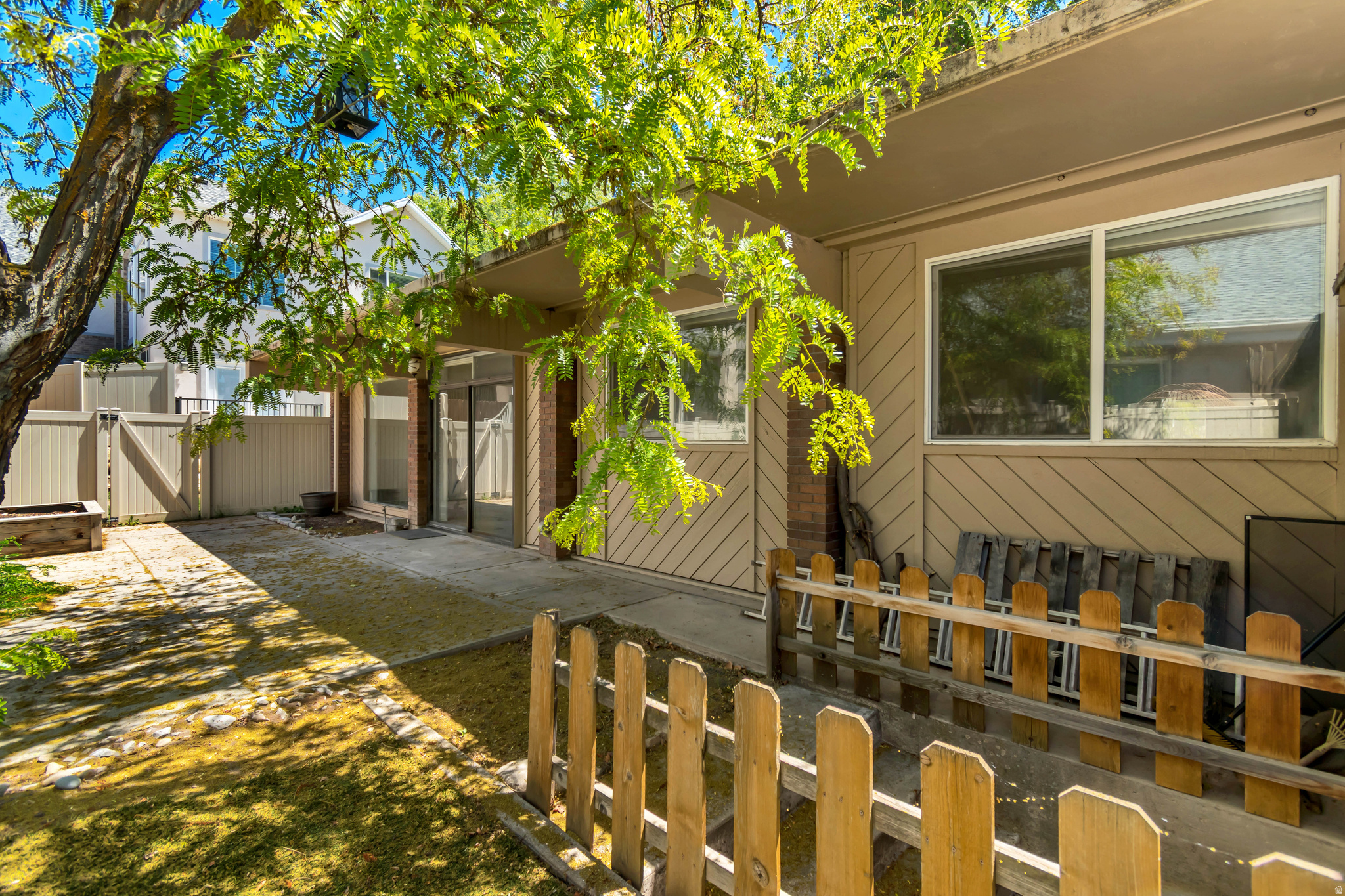 ROCK CANYON - Residential