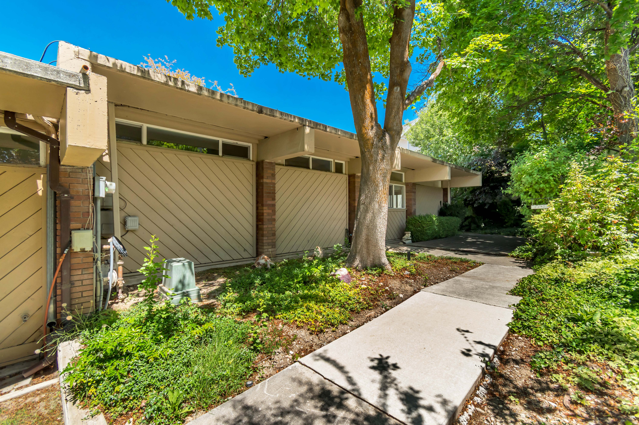ROCK CANYON - Residential