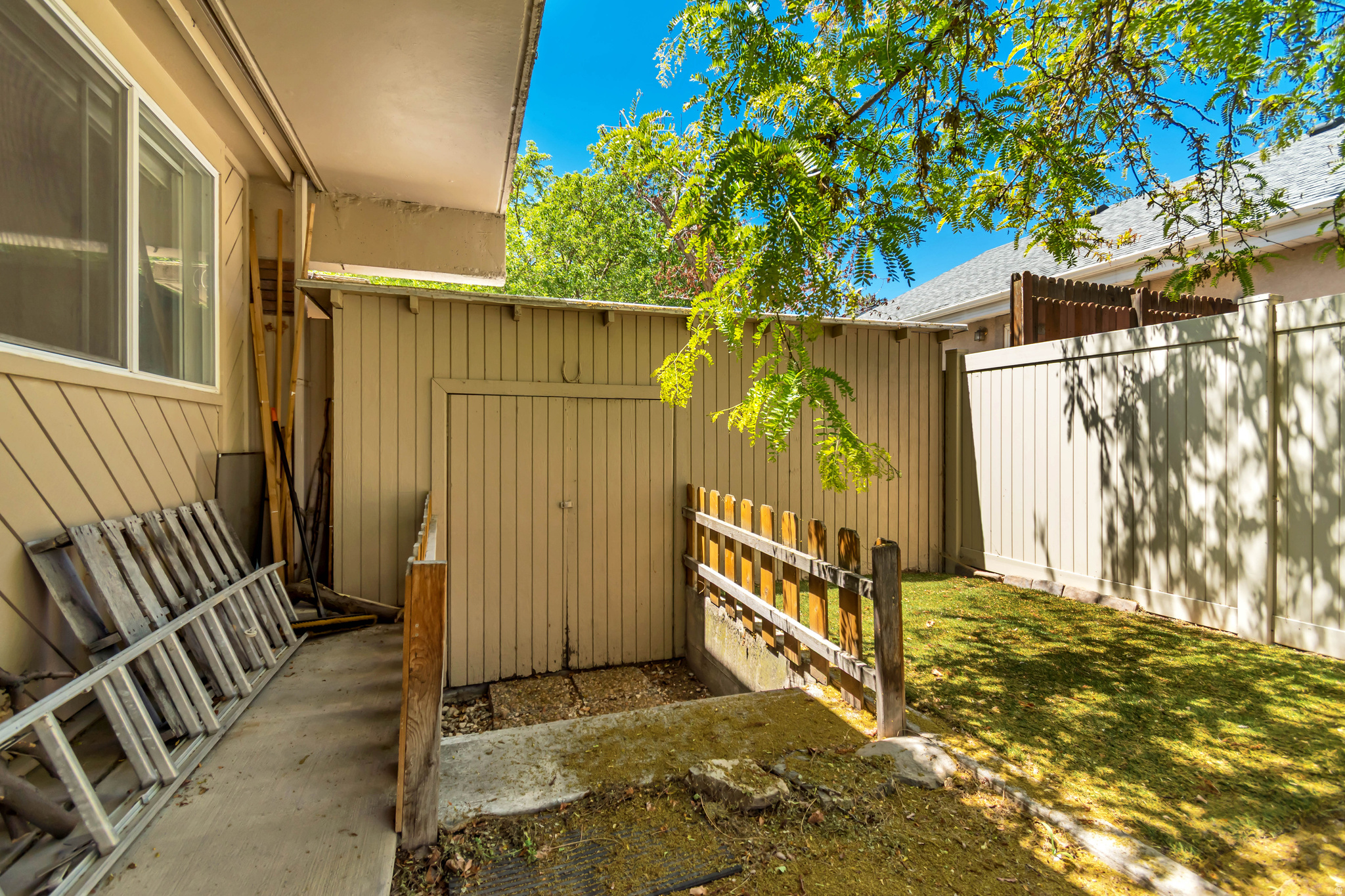 ROCK CANYON - Residential