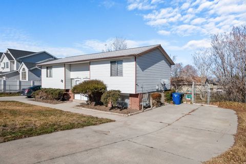 Photo of 6512 W 4100 S, West Valley City, UT 84128 (MLS # 2136818)