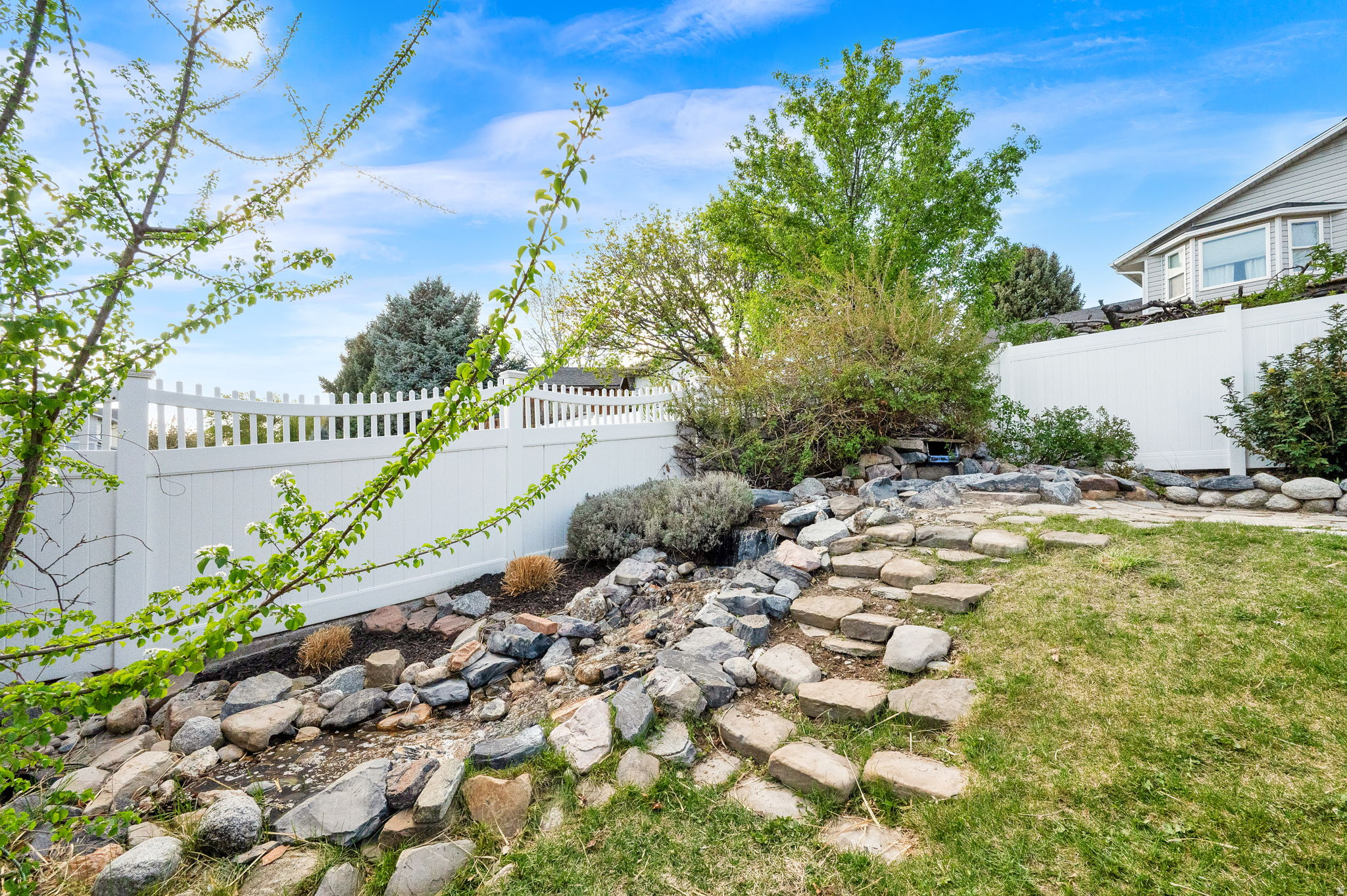 ALPINE COUNTRY - Residential