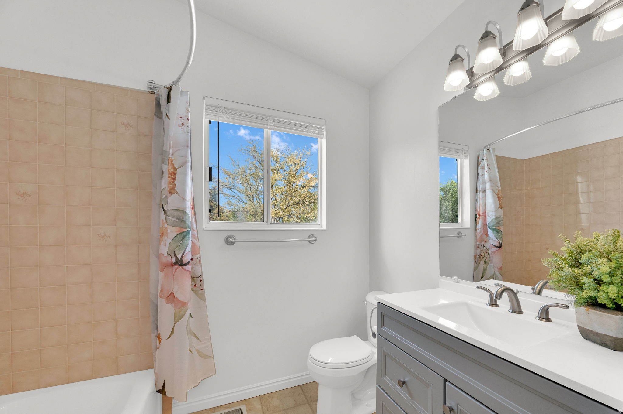 ALPINE COUNTRY - Residential