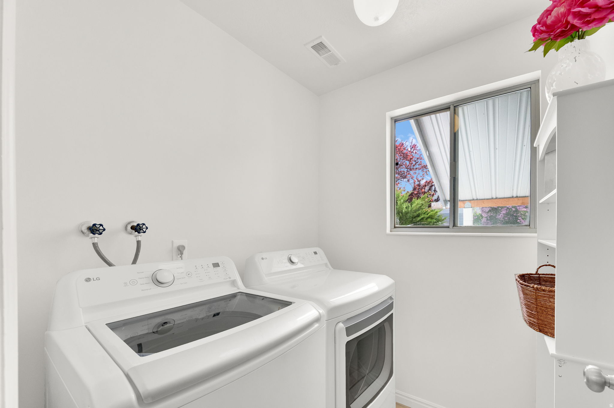 ALPINE COUNTRY - Residential