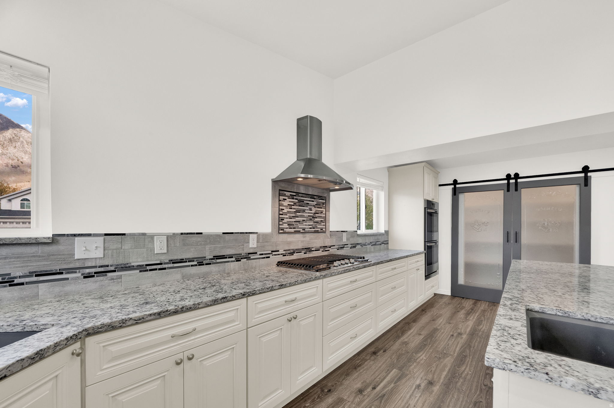 ALPINE COUNTRY - Residential