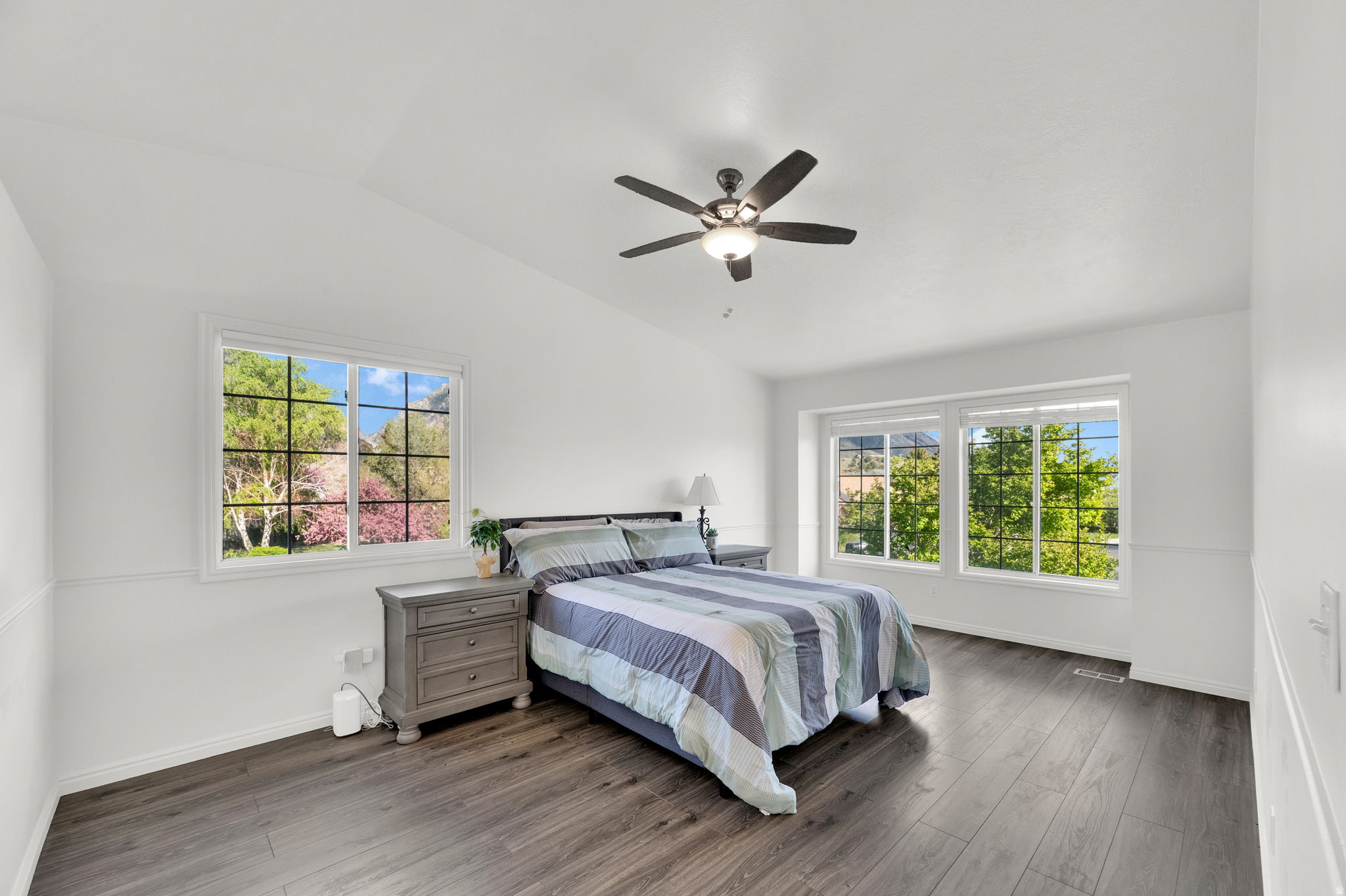 ALPINE COUNTRY - Residential