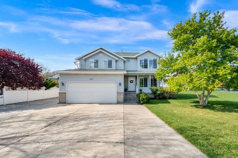 Photo of 4652 W VISTA DR, Highland, UT 84003 (MLS # 2149194)