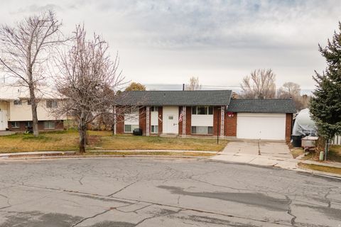 Tiny photo for 1167 W 2100 N, Clinton, UT 84015 (MLS # 2136337)