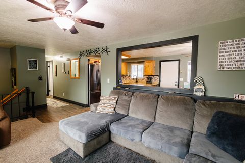 Tiny photo for 1167 W 2100 N, Clinton, UT 84015 (MLS # 2136337)