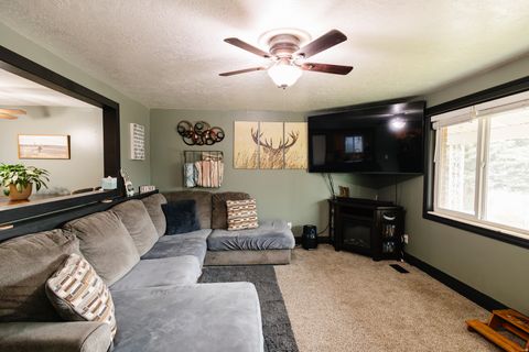 Tiny photo for 1167 W 2100 N, Clinton, UT 84015 (MLS # 2136337)