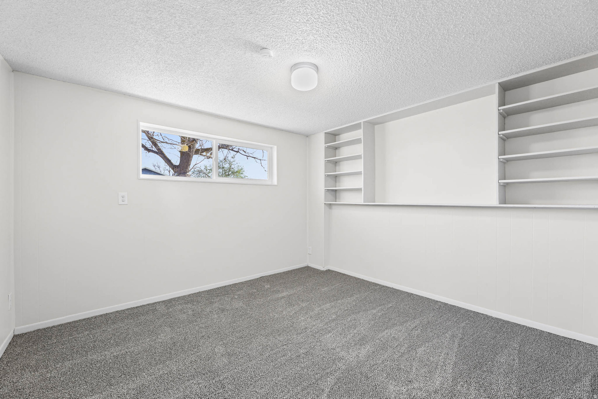 WHITE CITY - Residential