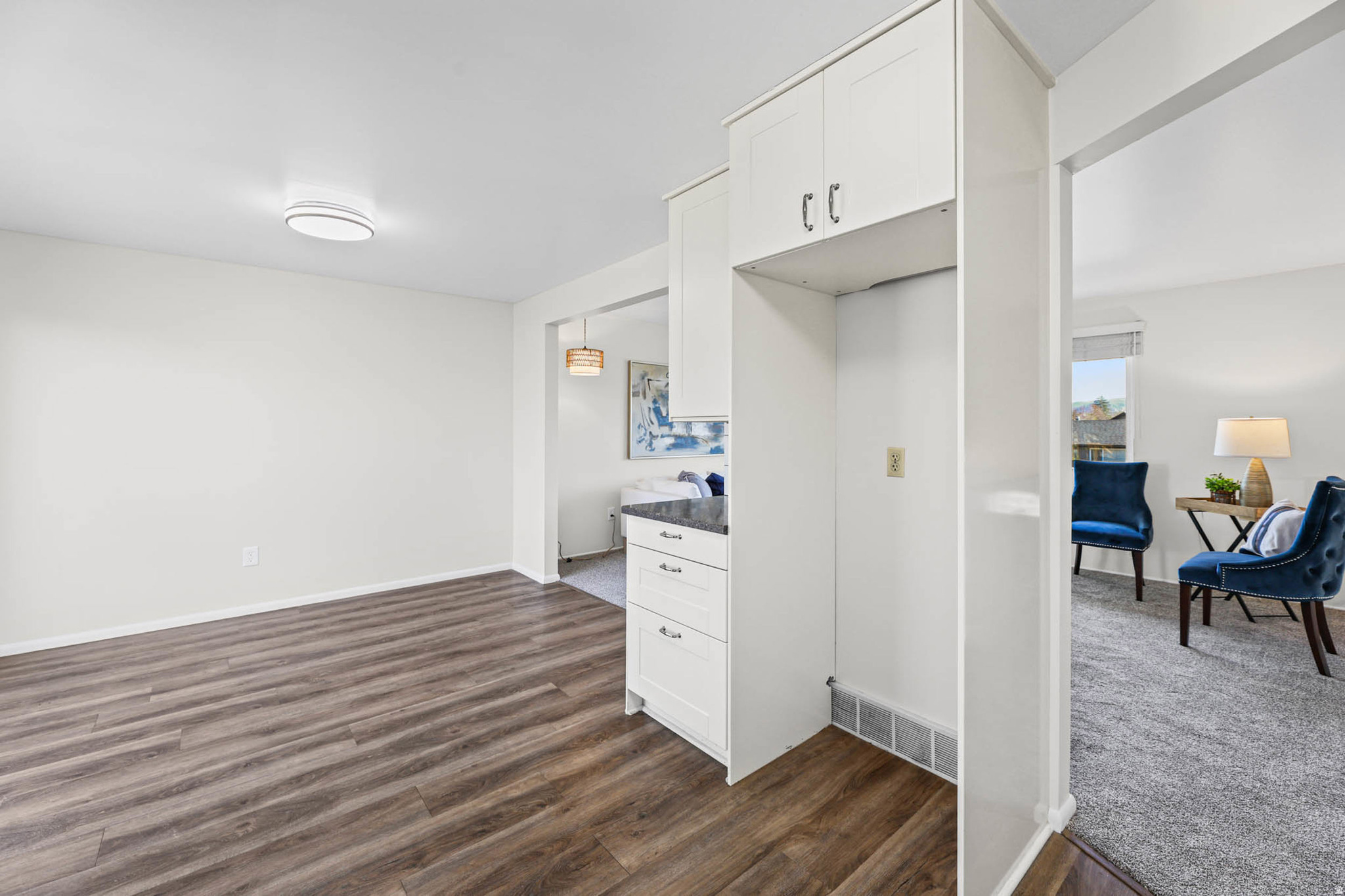 WHITE CITY - Residential