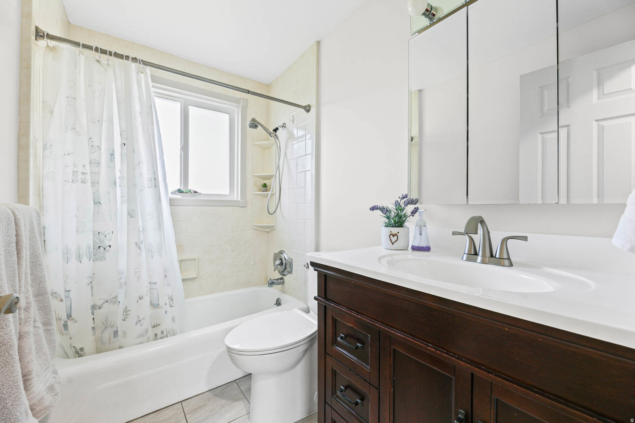 WHITE CITY - Residential