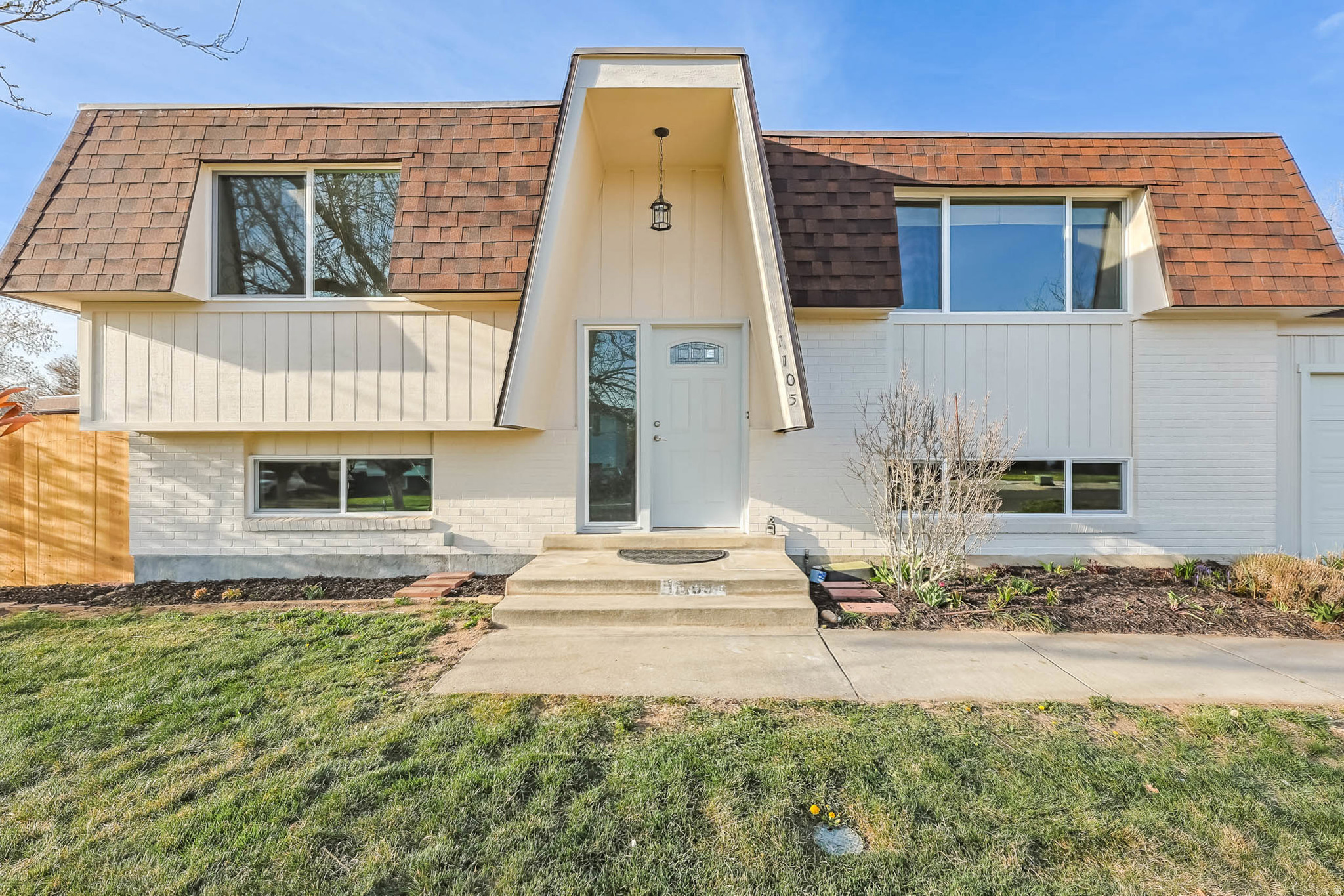 WHITE CITY - Residential